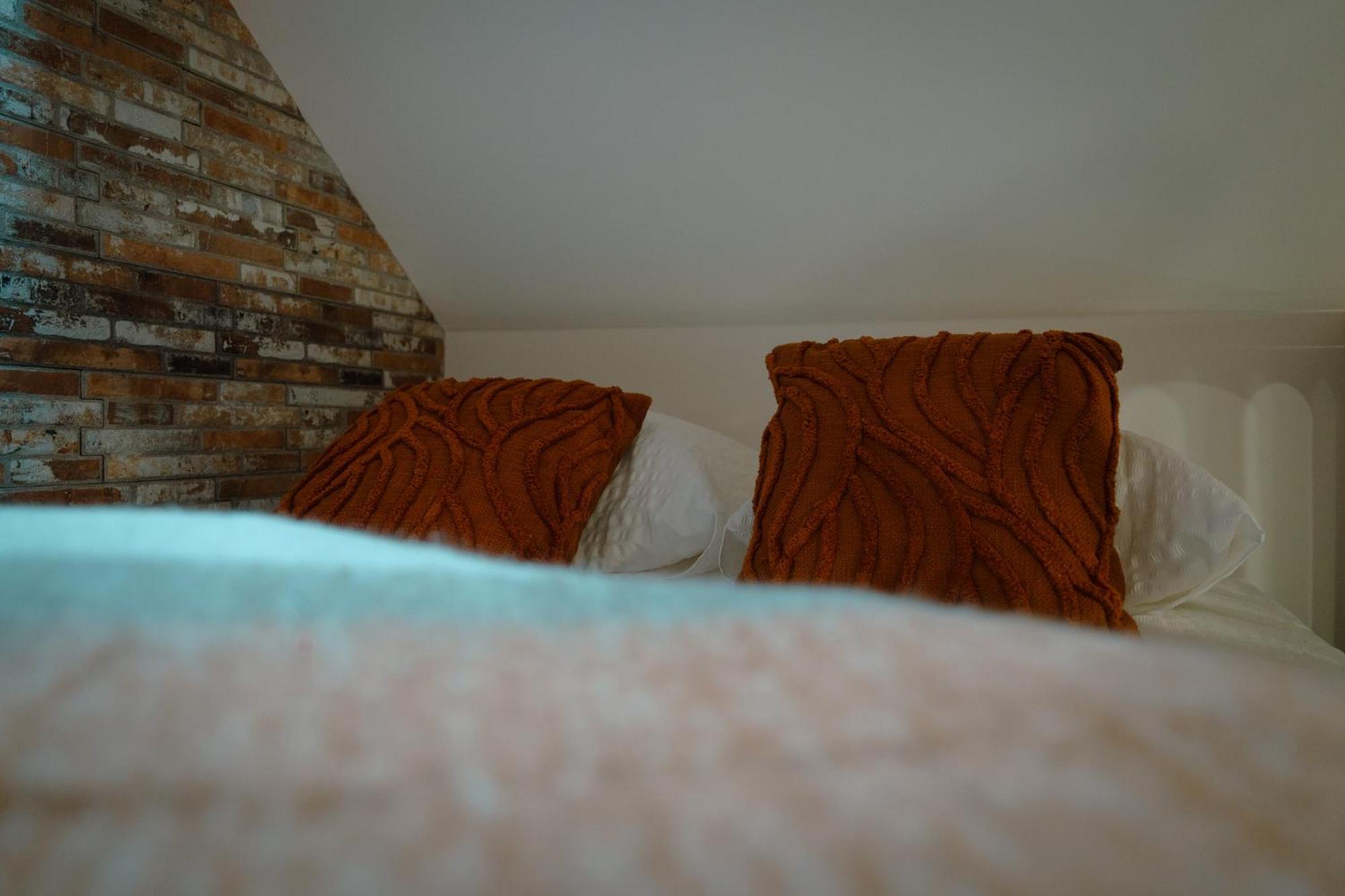 Le Pelerin Apartment Mons Bagian luar foto